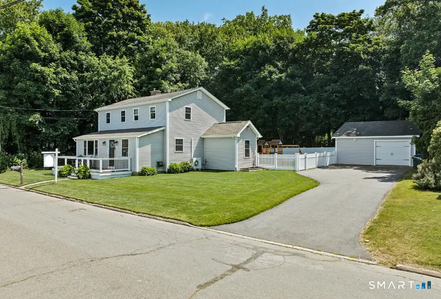 3 Middle Street, Waterford, CT 06385 - #2