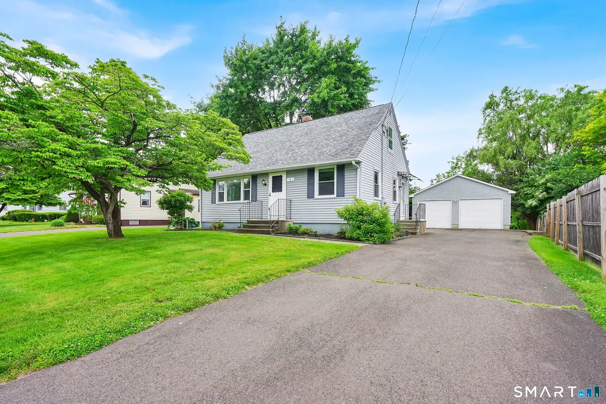 4 King Court, Enfield, CT 06082 - #1