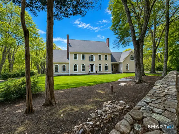 14 Bittersweet Way, Stonington, CT 06378