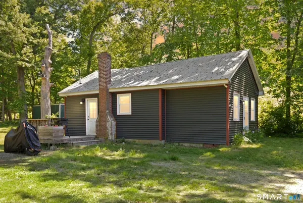 16 Shumway Avenue, Killingly, CT 06239