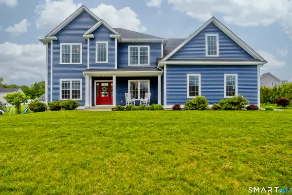 4 Arbor Way, Suffield, CT 06078