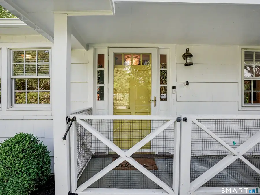 3 Pheasant Court, Norwalk, CT 06854 - #3