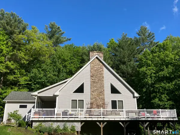 17 Greaves Road West, Stafford, CT 06076