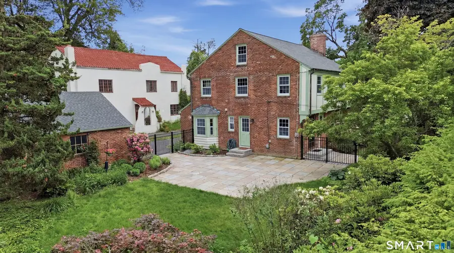 104 Newport Avenue, West Hartford, CT 06107 - #3