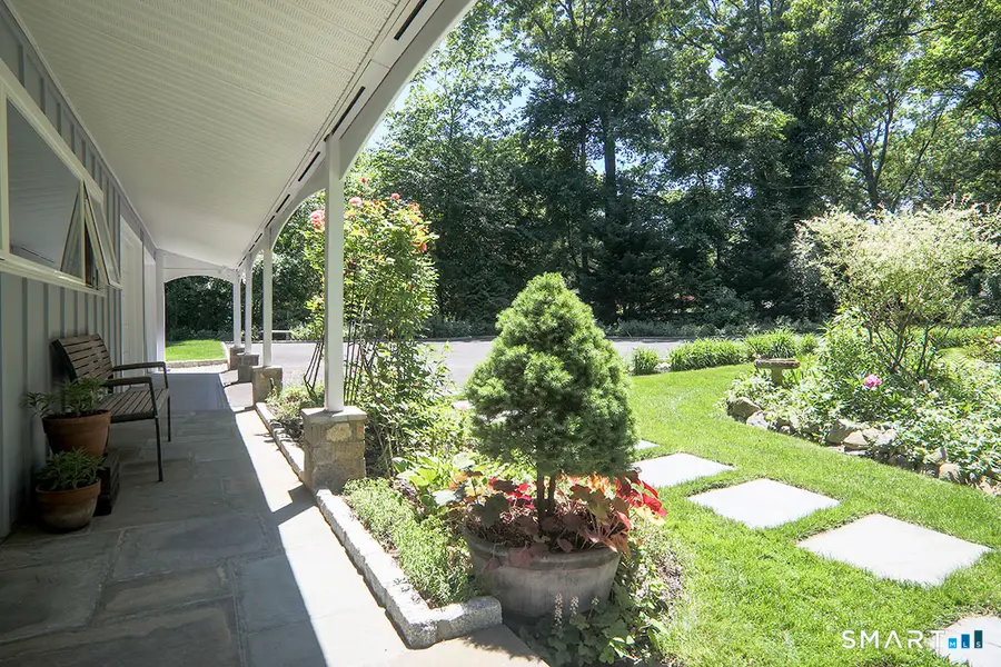 36 Creeping Hemlock Drive, Norwalk, CT 06851 - #3