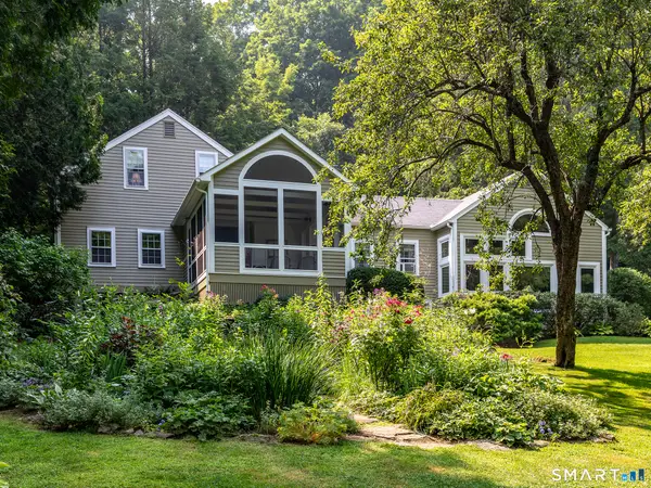 42 Couch Road, Washington, CT 06777