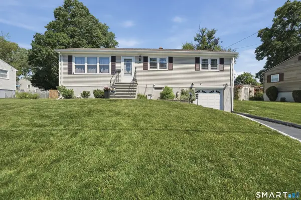 11 Gertrude Lane, West Haven, CT 06516