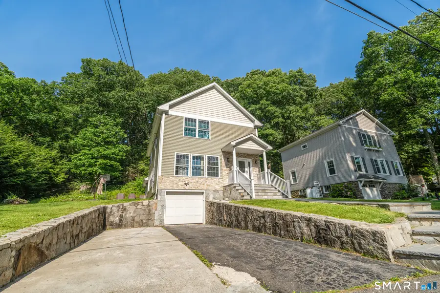 42 White Avenue, Middlebury, CT 06762 - #3