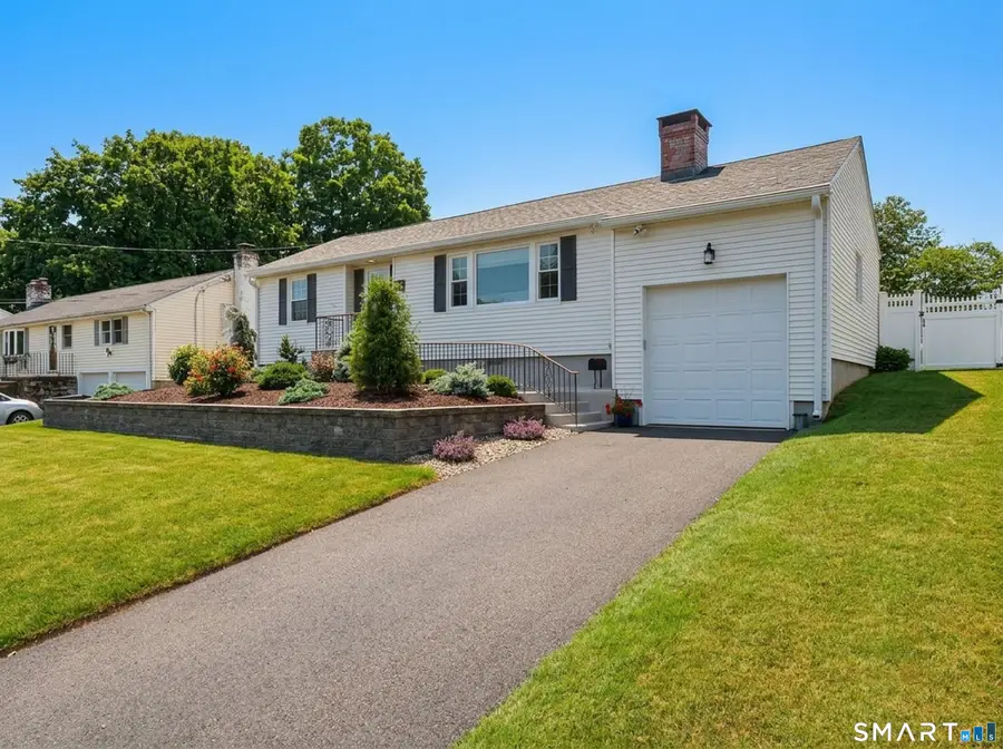 85 Knollwood Road, West Hartford, CT 06110 - #2