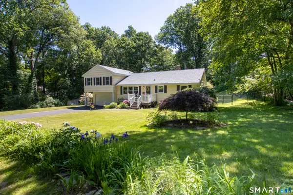 19 Tower Lane, Shelton, CT 06484