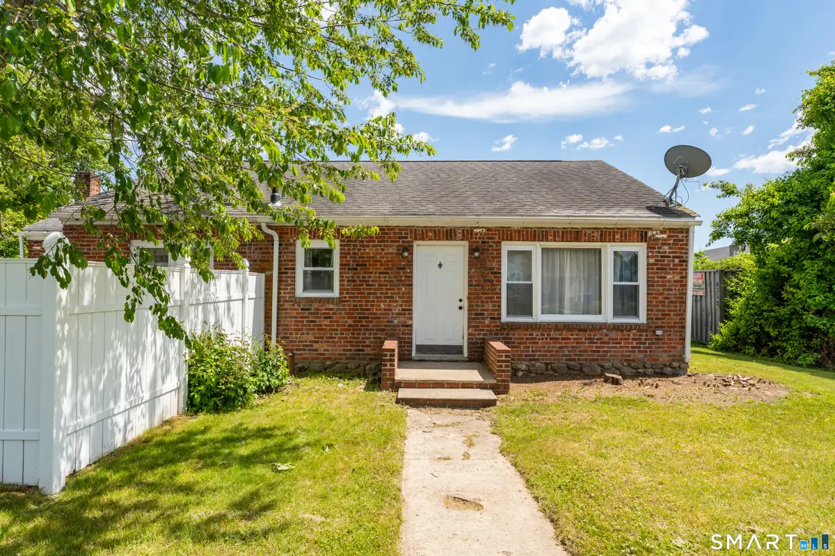 15 Hamast Avenue, Waterford, CT 06385 - #1