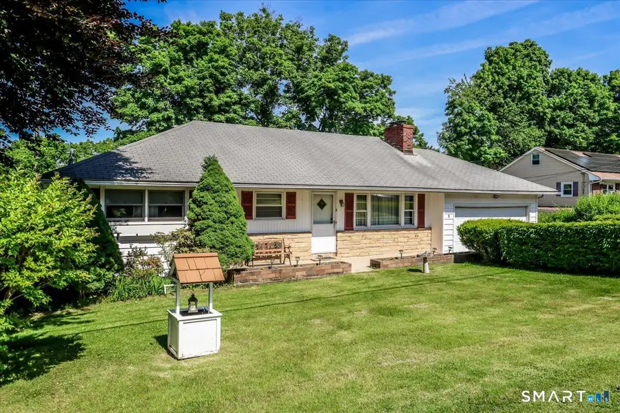 9 Manning Street, New Fairfield, CT 06812 - #2