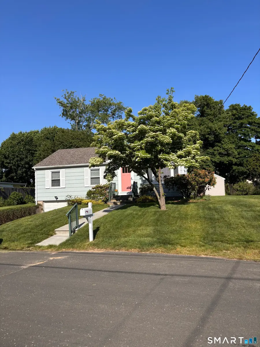 5 Herster Drive, Niantic, CT 06357 - #2