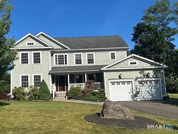 16 John Henry Lane, Milford, CT 06461