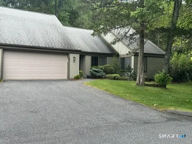 18 Heritage Crest #D, Southbury, CT 06488 - #2