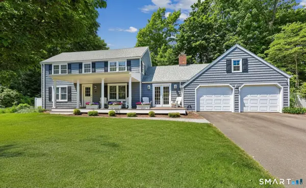 6 Fencove Court, Old Saybrook, CT 06475