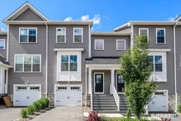 6 Soderman Way #6, Cheshire, CT 06410