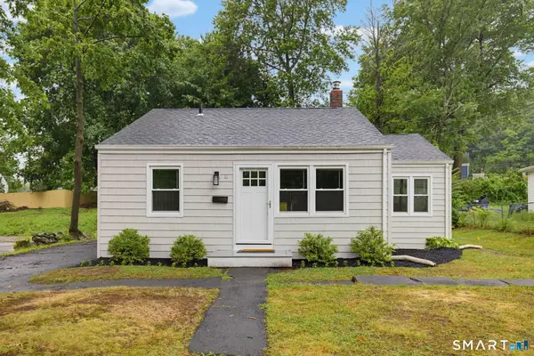 11 Elmhurst Circle, West Hartford, CT 06110