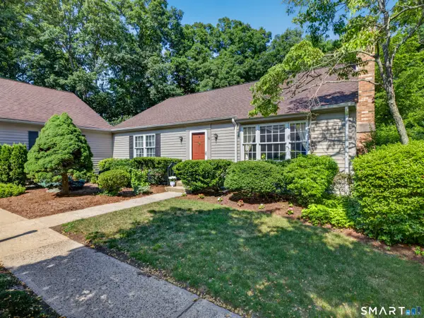 6 Essex Lane #6, Madison, CT 06443