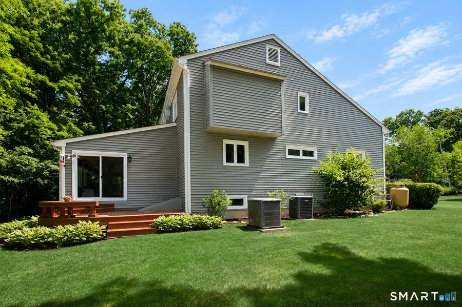 10 Old Village Lane, Unionville, CT 06085 - #3