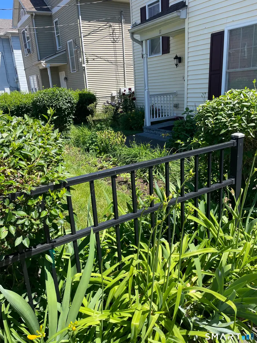 11 Button Street, New Haven, CT 06519 - #3