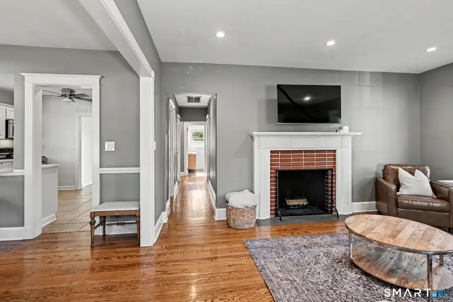 158 Courtland Hill Street, Stamford, CT 06906 - #2