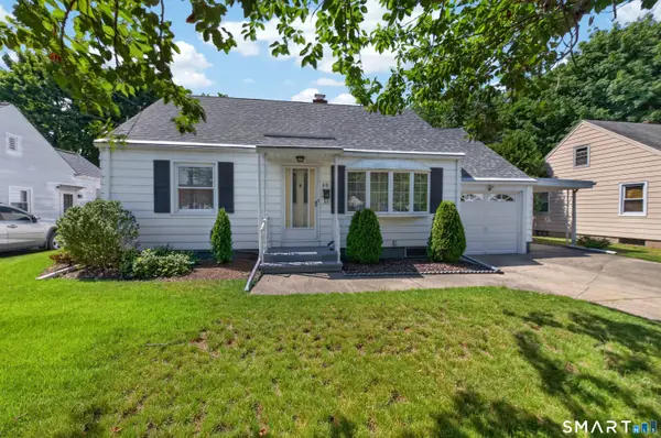 60 Gilbert Avenue, Hamden, CT 06514