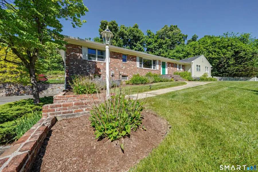 3 Mary Joy Lane, Stamford, CT 06903 - #2