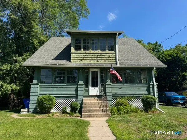4 Hubbard Place, Wethersfield, CT 06109