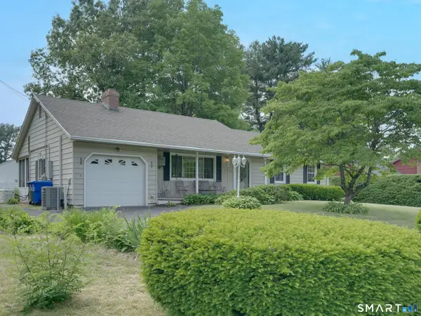 71 Crestwood Trail, East Hartford, CT 06118