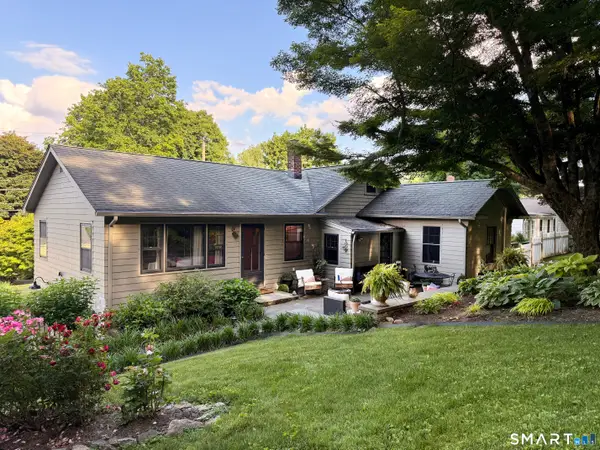 5 Hanover Road, Newtown, CT 06470