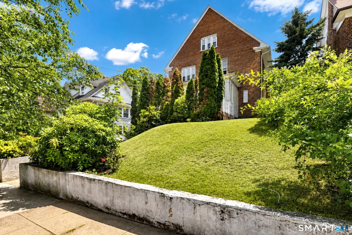 160 Goffe Terrace, New Haven, CT 06511 - #1