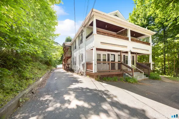 18 Arch Street, Manchester, CT 06040