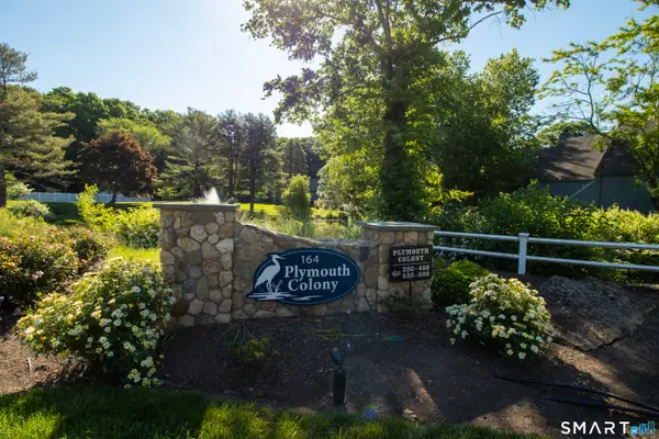 604 Plymouth Colony #604, Branford, CT 06405