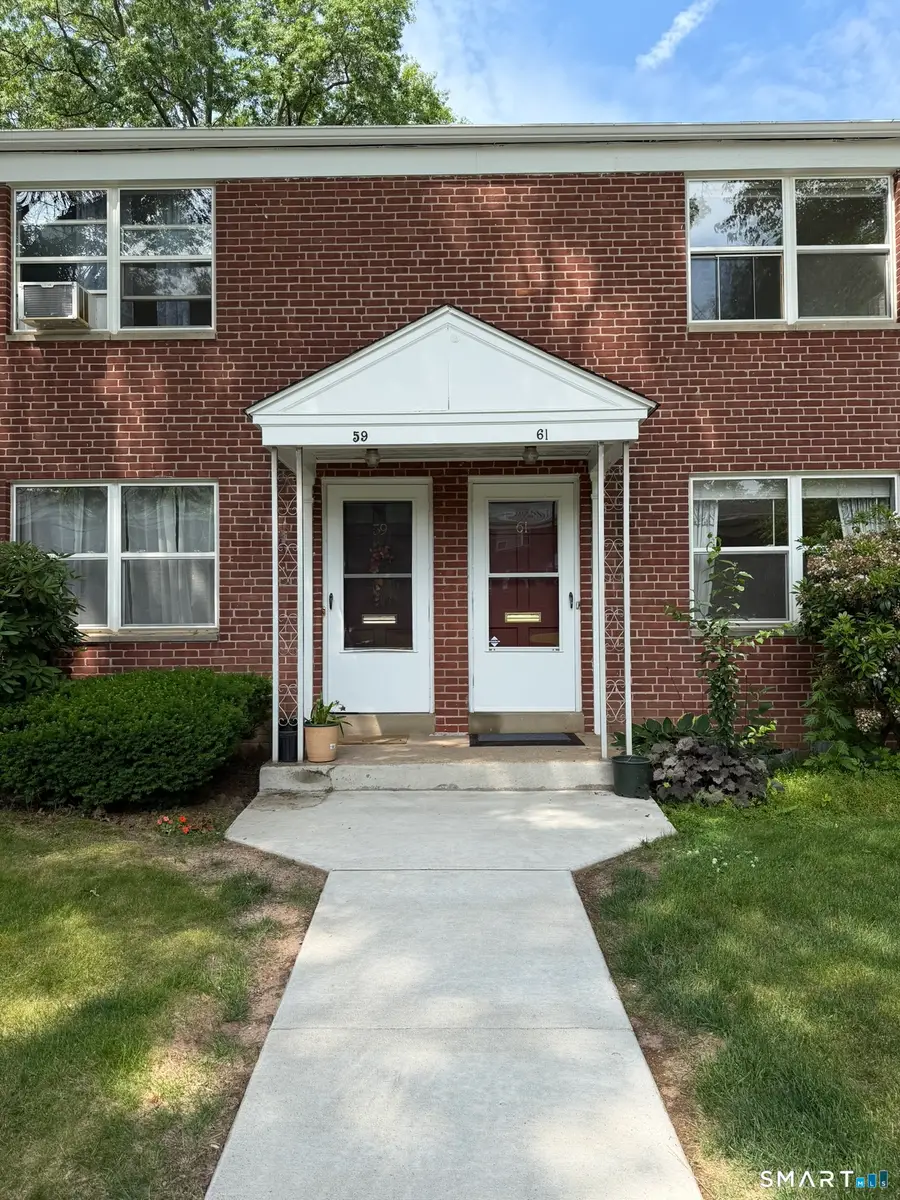61 Arnold Way #61, West Hartford, CT 06119 - #2