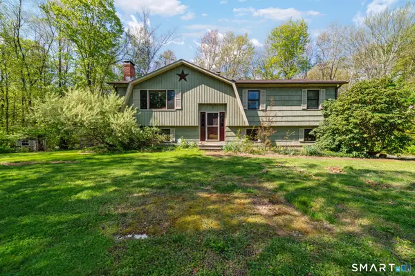 45 Elaine Drive, Southbury, CT 06488