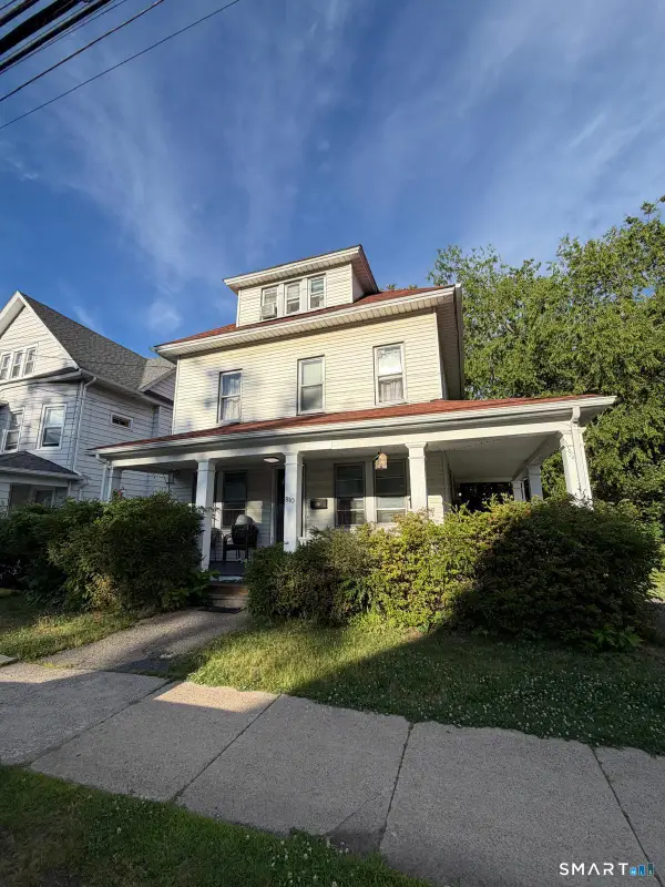 810 Briarwood Avenue, Bridgeport, CT 06604