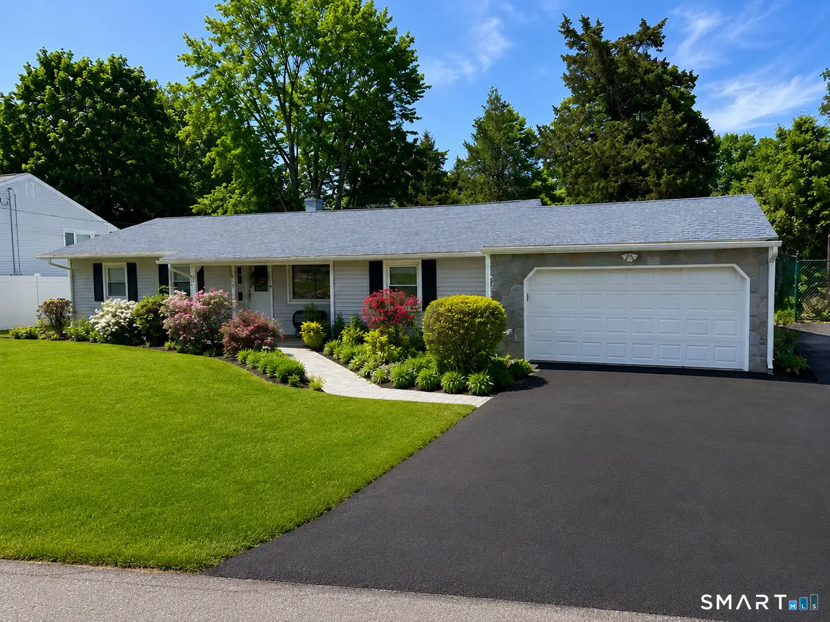 277 Indian Field Road, Bridgeport, CT 06606 - #1
