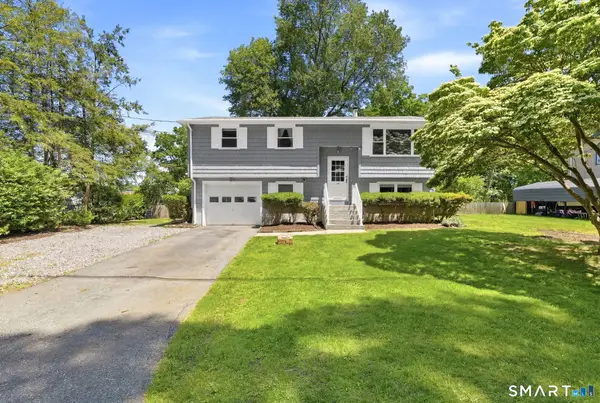 10 Lynn Drive, Preston, CT 06365