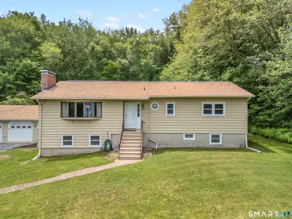 688 Raymond Hill Road, Montville, CT 06382