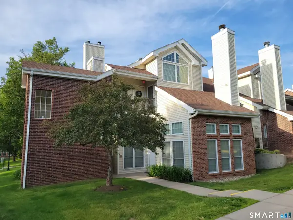 131 Carriage Crossing Lane #131, Middletown, CT 06457