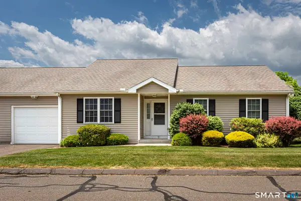 21 Farm Brook Lane #21, Vernon, CT 06066