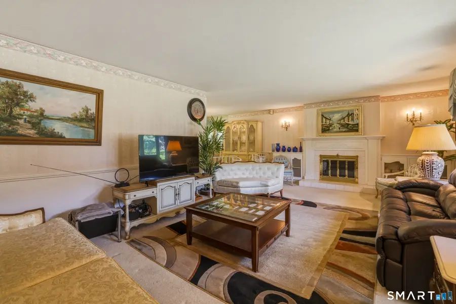 29 Glenview Drive, Bristol, CT 06010 - #3