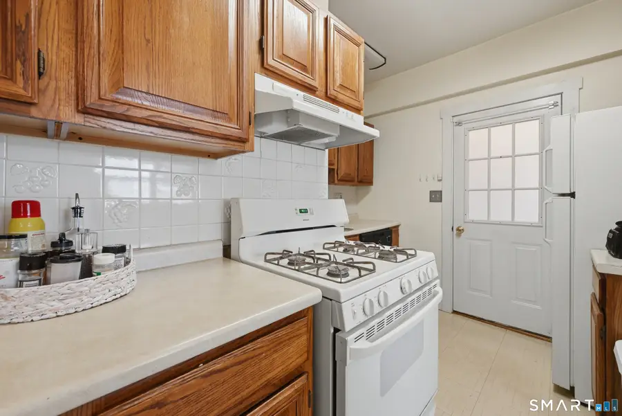 17 Lake Avenue, Danbury, CT 06810 - #3