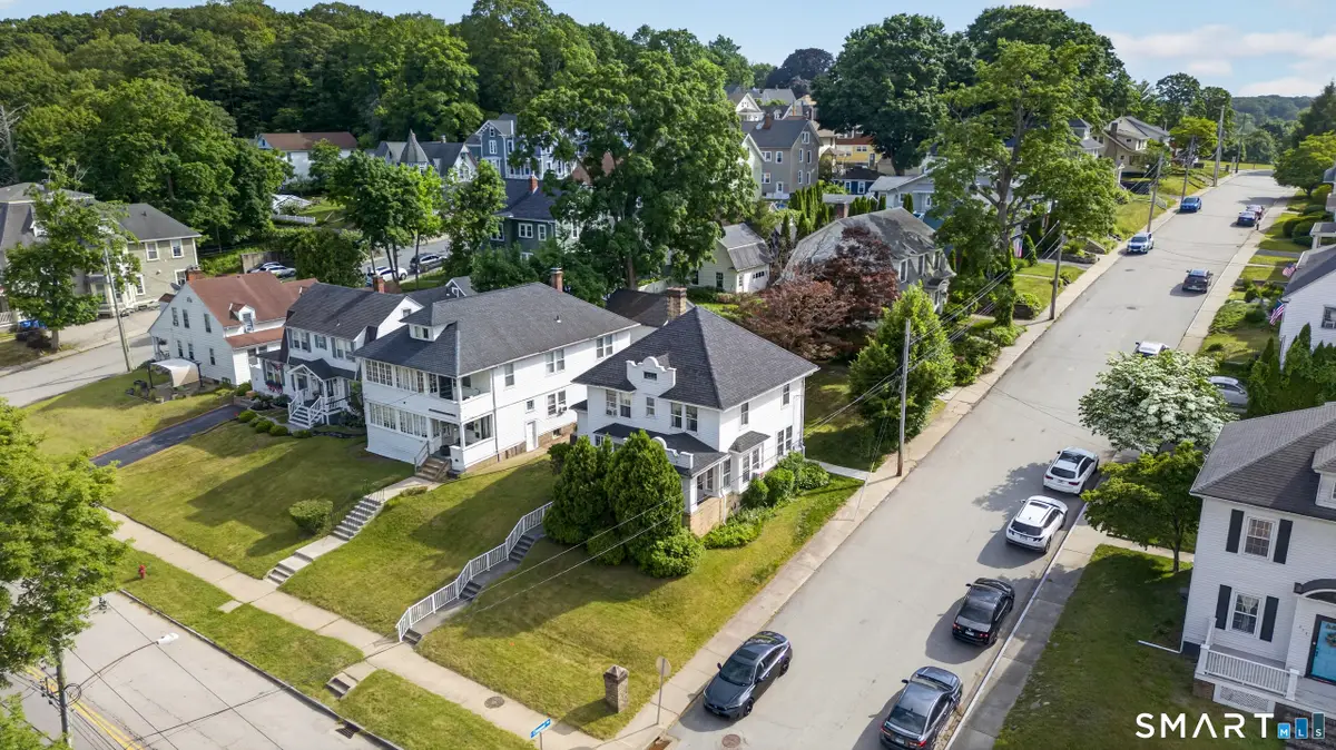 226 Broadway, Norwich, CT 06360 - #1