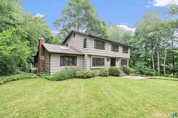 18 Belle Vale Street, Monroe, CT 06468