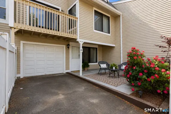 65 Peddlars Drive #65, Branford, CT 06405