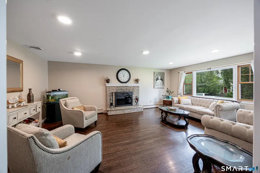 124 Pasadena Avenue, Stratford, CT 06614 - #2