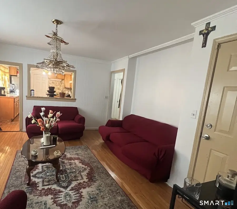34 Raymond Street, Stamford, CT 06902 - #3