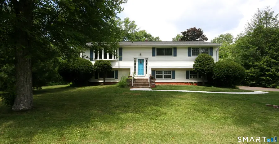 5 Leighton Court, North Haven, CT 06473 - #3